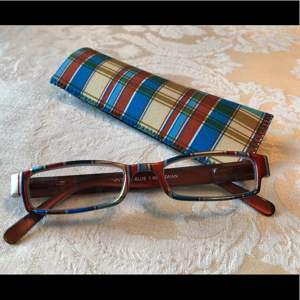 Reading glasses